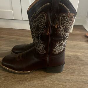 Shyanne Cowboy Boots with Embroidery